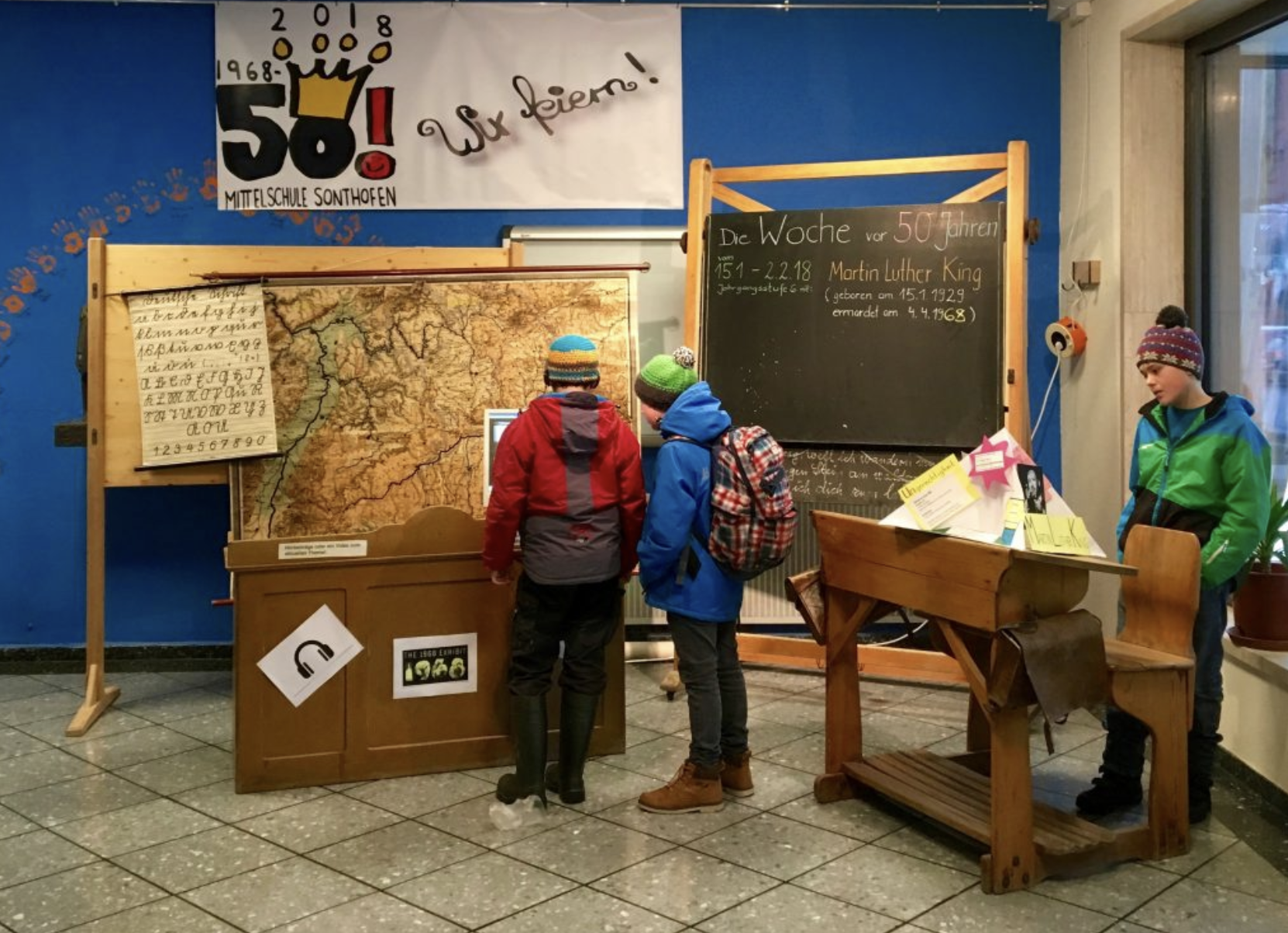 Wir feiern: Installation „Die Woche vor 50 Jahren“ eröffnet